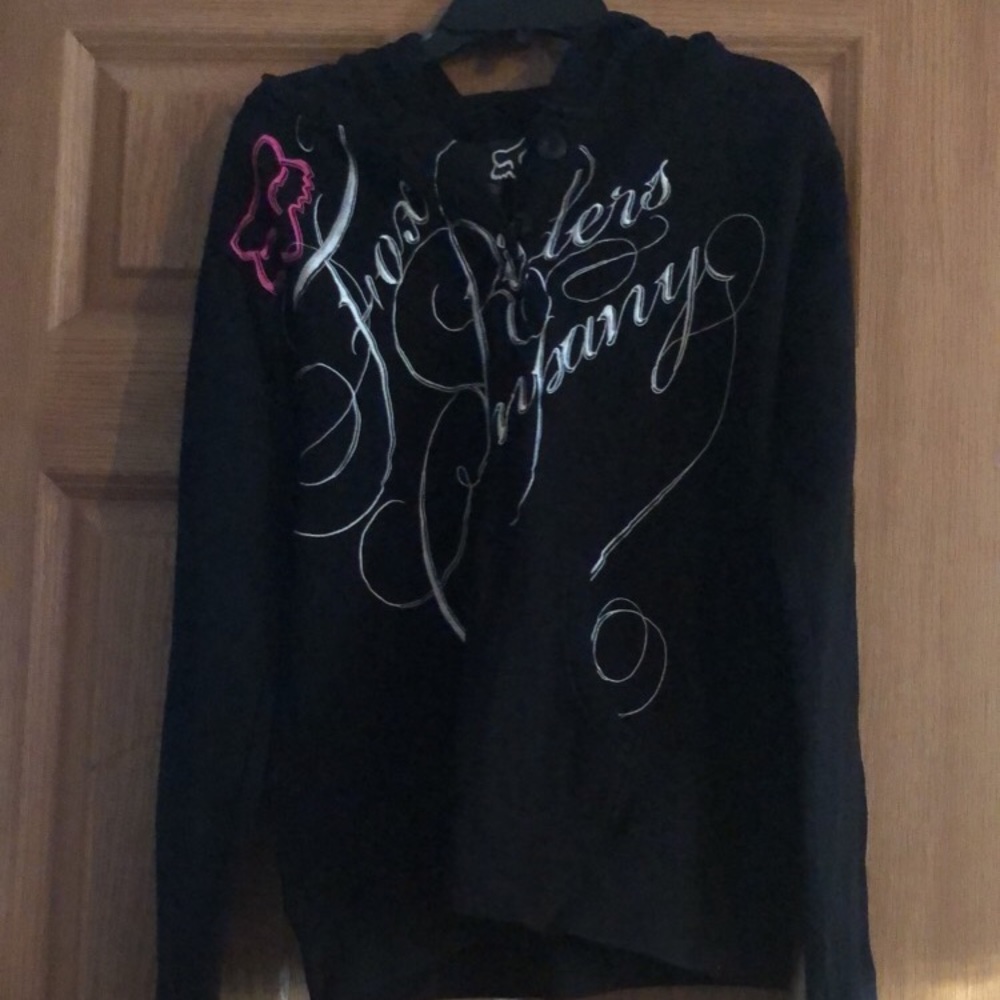 Sweatshirt